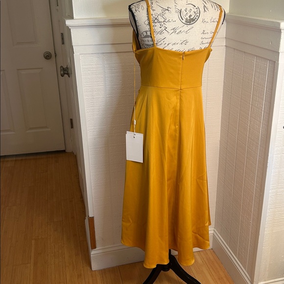 Mac Duggal Mustard Yellow Satin Tie Dress size Women’s 10 NWT - Picture 3 of 7